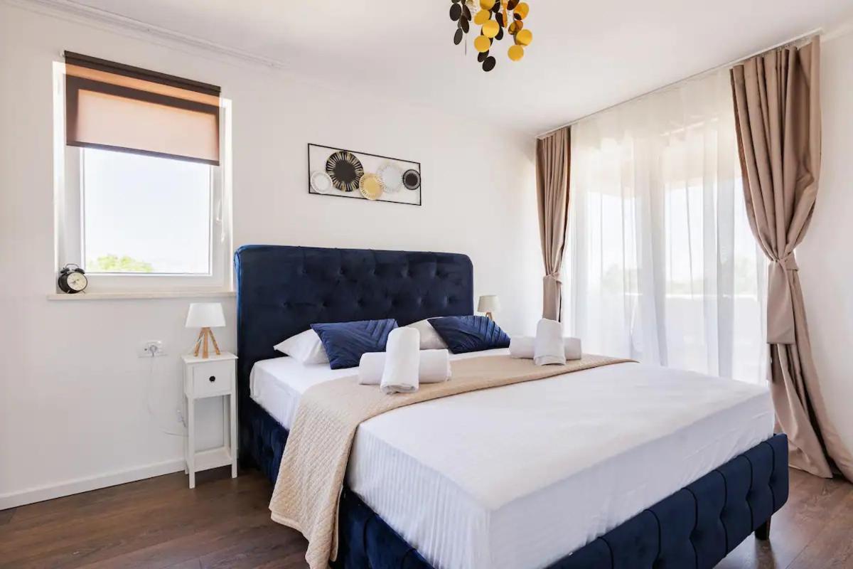 Casa Di Marko-New Modern Rustic House With Pool And Spacious Garden! Privlaka  Eksteriør bilde